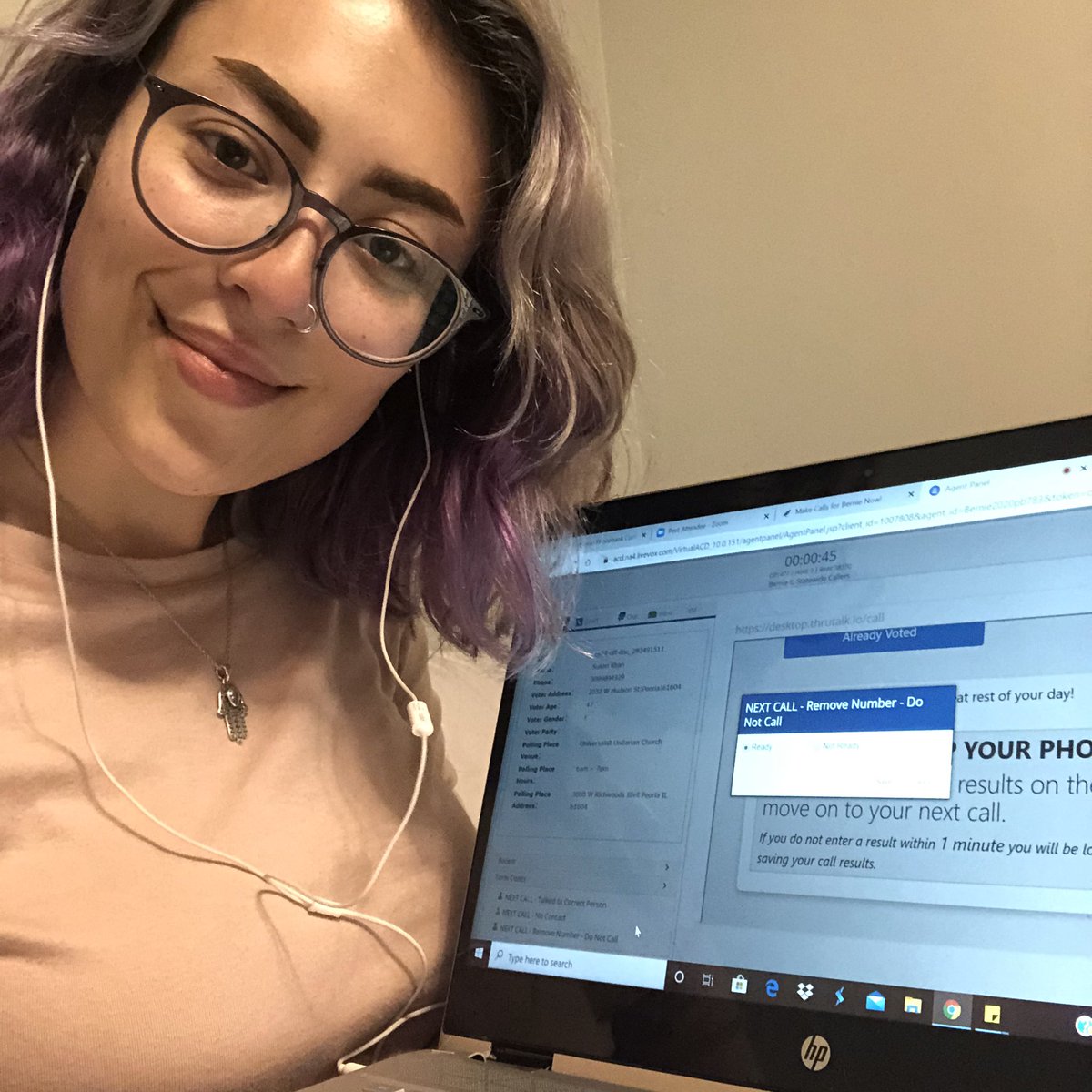 YDSAFSU's tweet photo. Jewish FSU students joined @IfNotNowOrg tonight for a #JewsForBernie phonebank and we made almost 600 calls to voters about our Zayde ✡️❤️✊ Please go to https://t.co/iK3EyARVA7 and help make GOTV calls tonight and tomorrow! #NotMeUs #Bernie2020 https://t.co/wYm2MeNEWx