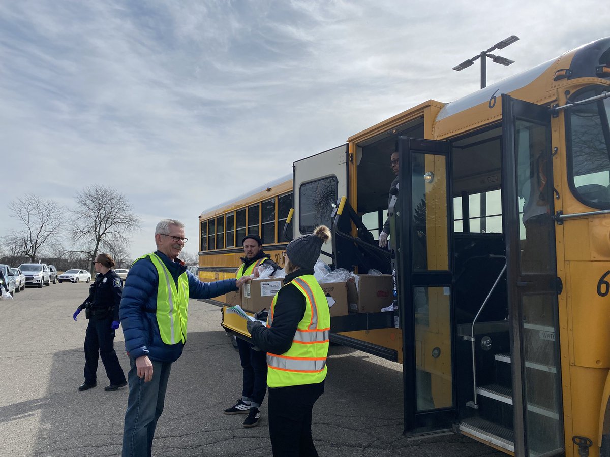 clubob9's tweet photo. Sites added to @A2schools Food Service program tomorrow (3/17) 
Arbor Club Apartments - 1100 Rabbit Run
Avalon Housing - 701 MIller, 1500 Pauline (and continue to serve Carrot Way)
Coachville off Carpenter
Arbor Meadows on W. Michigan
Full Details: https://t.co/mBxpxXG5IK https://t.co/ZqBk3AFZzs