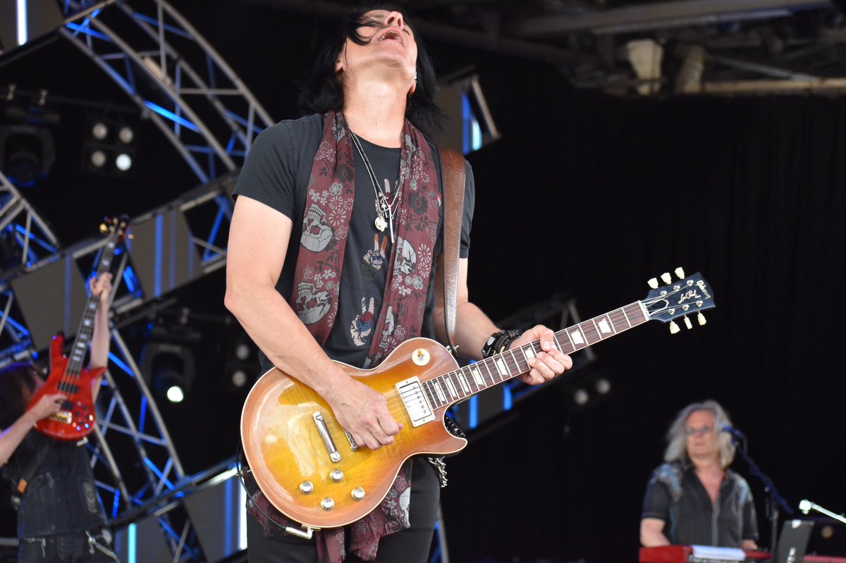 dtlphoto1's tweet photo. The Guess Who at EPCOT.
3/15/2020
#theguesswho
#gardenrocksconcerts
#WaltDisneyWorld
#willevankovich
#dereksharp
#rudysarzo https://t.co/w1SsF4RCf9