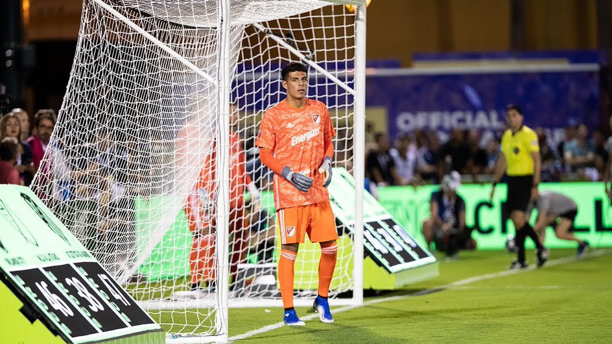 missing the game⚽️🥺