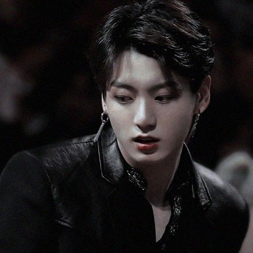 ♨👽𝓥𝓪𝓲𝓵 ♛♪ ft.เบื่อ tweet media