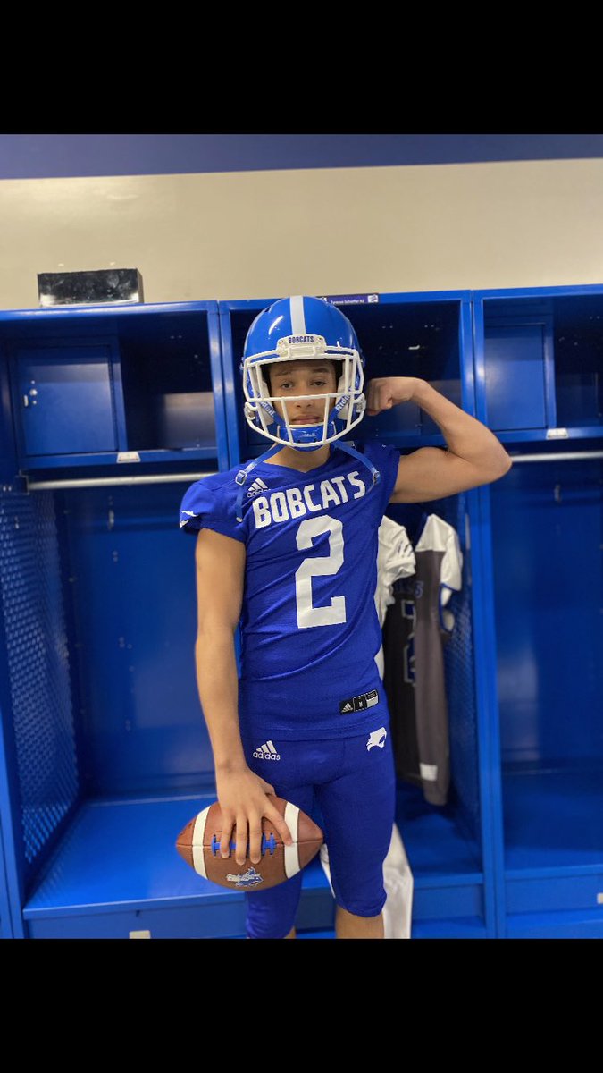 TyreeseSchieff2's tweet photo. Excited to announce my commitment to Peru state college!!!🔵✍🏽Thank you to all the coaches who have believed in me, go bobcats!!! @PSCFootball @jake_coughlin15 https://t.co/QwOrcwoOav