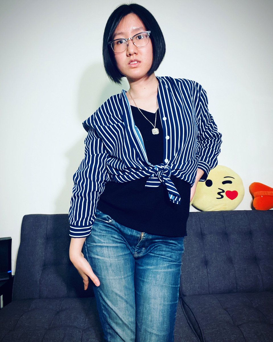 lextheconartist's tweet photo. I was too short to be a model. #nomakeup #hellafilter https://t.co/kFK7nXOp0L