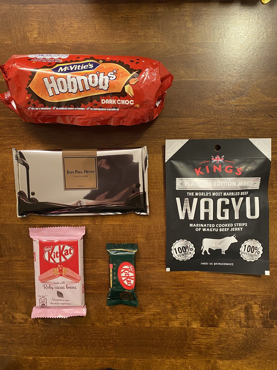 JZWinepeek's tweet photo. Well, I can get on with my #readinglist for once, fuelled by a choice selection of snacks - and yes the hobnobs must be #darkchocolate - #QuarantineLife #quarantinereading #matchakitkat - keep well and looking forward to hearing about your new found talents in due course... https://t.co/iJhTxHgynp