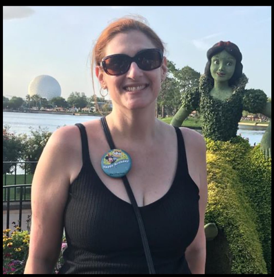 parkchums's tweet photo. The International Flower and Garden Festival....2017. 🌺 #parkchums #epcot #wdw #waltdisneyworld #orlando #festival #flowers https://t.co/yJnKlRYUqn