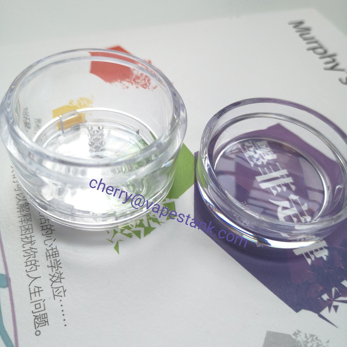 murongher's tweet photo. wax dry herb plastic jar with smell air hole
44.4*38.5mm
 #dryherb #waxjar #waxoilcontainer https://t.co/Lve9wDtf7e