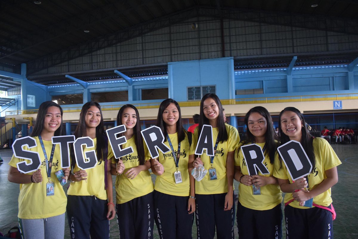 StJamesss1920's tweet photo. "The horizon leans forward, offering you space to place new steps of change."

"Sa pagkain nagkakaron kami ng unity"
-Suazo https://t.co/8QDVsfVUjb