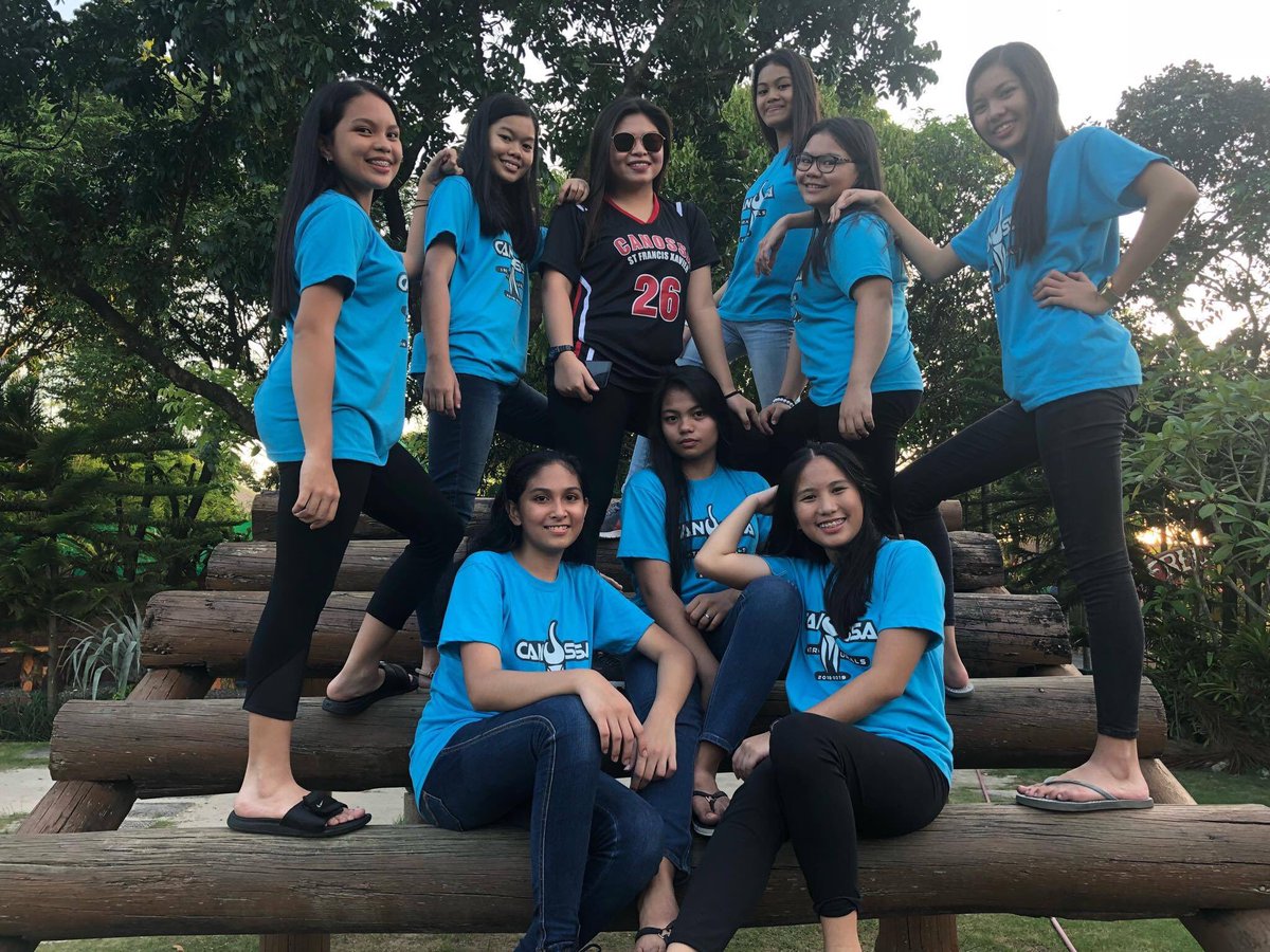 StJamesss1920's tweet photo. "We are best friends. Always remember that if you fall, I will pick you up...after I finish laughing."

“Good friends never say Goodbye, they simply say “See you soon.”

-Montiero https://t.co/6wR2RL5o74