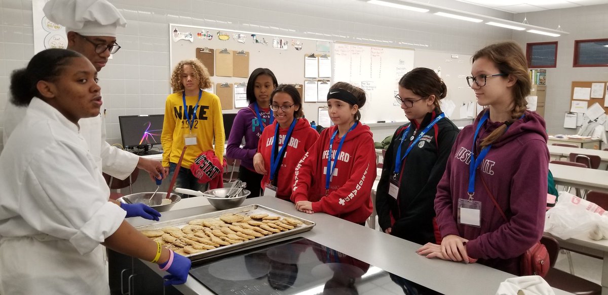 CASDScott's tweet photo. NBMS students actively participated in shops. https://t.co/6JfS9F8Mw4