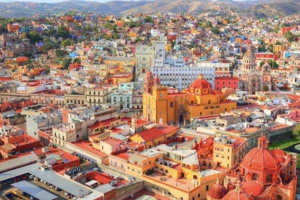 PriceTravel's tweet photo. 3 razones para viajar a #Guanajuato:
✔ Ciudad cultural considerada 𝗣𝗮𝘁𝗿𝗶𝗺𝗼𝗻𝗶𝗼 𝗱𝗲 𝗹𝗮 𝗛𝘂𝗺𝗮𝗻𝗶𝗱𝗮𝗱 por la Unesco
✔ Es anfitriona del Festival Internacional Cervantino
✔ Túneles y calles subterráneas icónicas
Hospedaje: https://t.co/SSGmwLqUtM
#ViajaConPrice https://t.co/urqpfxYqx6
