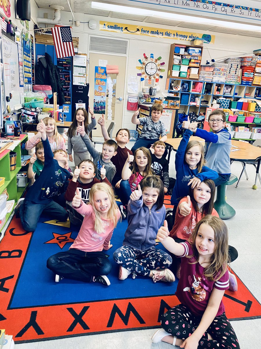_read2learn_'s tweet photo. Already missing these kiddos. They make my Monday’s so much better. 💕 https://t.co/mbBUvgrlUQ