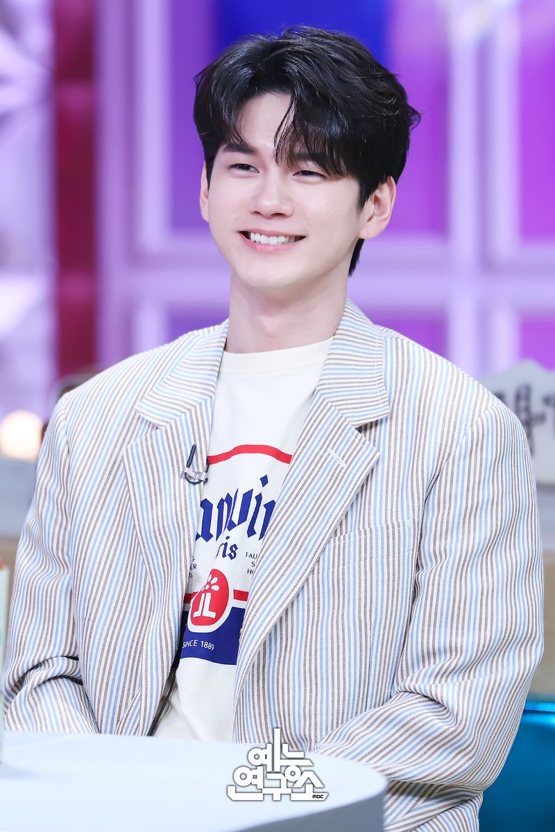 MBC_entertain's tweet photo. 떵우가 라스에서 떴옹🐿️ 
옹깅 옹자 옹순 다하는 건 안 비밀❣️
<잡(Job)다한 녀석들> 특집!!
#라디오스타 수요일 밤 11시 5분
#옹성우 #ONGSEONGWU @officialtwt_OSW https://t.co/BteX3WQRc2