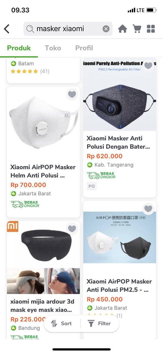 kozirama's tweet photo. Manusia-manusia Indonesia. Itu yang kanan pas gue beli bulan lalu. @tokopedia tolong yang beginian cekal seumur hidup. https://t.co/BqXfuBM2Ze