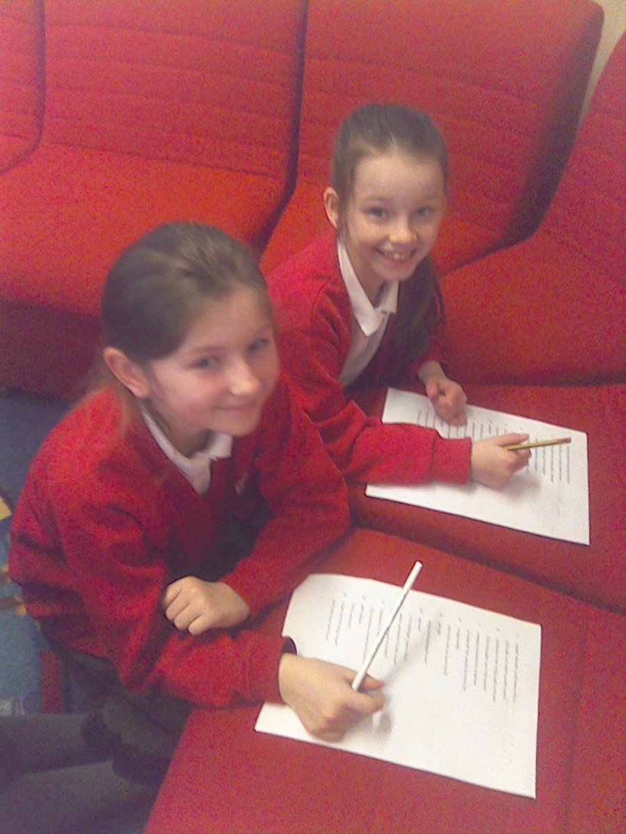 LordsgateCE's tweet photo. Year 4 completed one of the #lordsgatepassport activities today by visiting the library and borrowing a book. We had a brilliant time learning how books are ordered in the library and how to find the books we are looking for. #lordsgatereading https://t.co/0XLjShKfzA