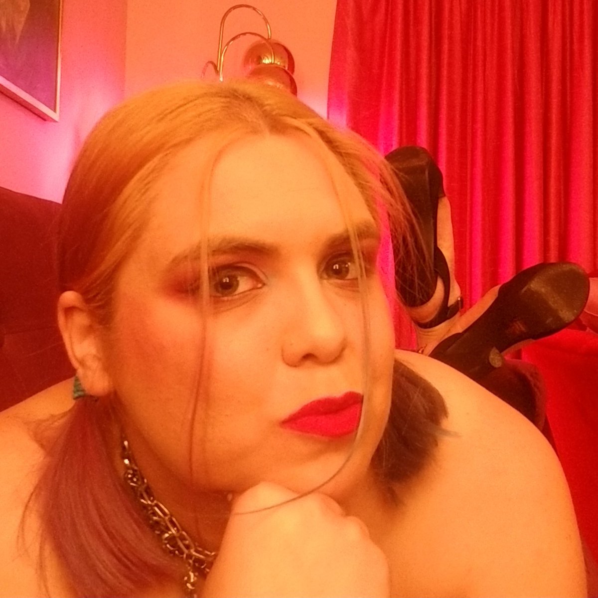 TheLunaSilver's tweet photo. #NewProfilePic https://t.co/vW7OPlz7eu