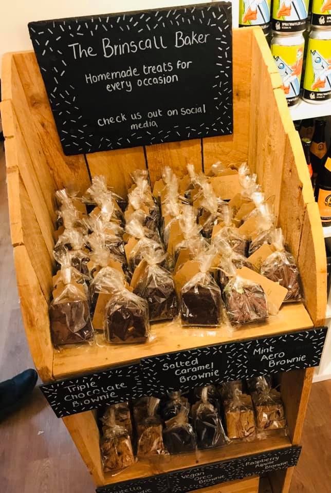 You probably don't appreciate just how torturous it is working at #barricainthepark - We're surrounded by tempatation, wherever we turn 😬 

Like these amazing brownies and blondies by <a href="/Brinscall_Baker/">The Brinscall Baker</a>, come and grab a pack #Chorley #Lancashire