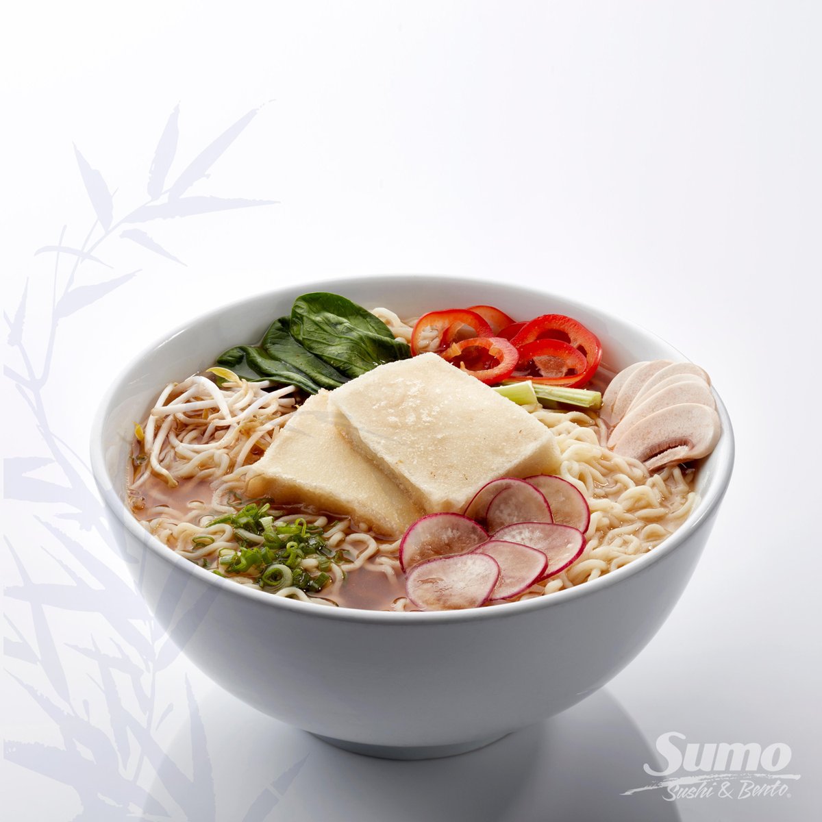 DalmaMall's tweet photo. Served with homemade vegetarian soup stock and assorted fresh vegetables, the veggie ramen is truly hearty and satisfying! 
يقدم مع شوربة خضار منزلية مع بعض الخضار الطازجة المميزة، طبق "رامن" النباتي مليء بالشغف!
#sumosushibento #DalmaMall #inAbuDhabi https://t.co/OlKXca9VbP