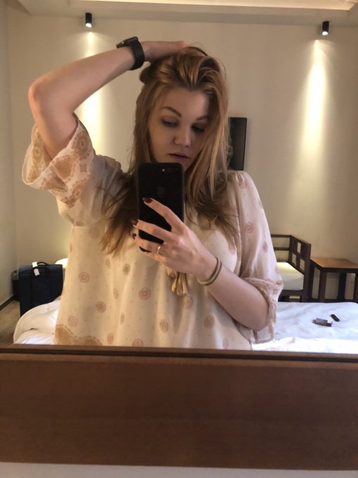 Heeey 😏😏😏 Today I was left alone in the room and I want to fool around a bit 😏🔥 Join me on this page<a href="/tag/manyvids"class="tags"><span>#manyvids</span></a><a href="/tag/mvsales"class="tags"><span>#mvsales</span></a>