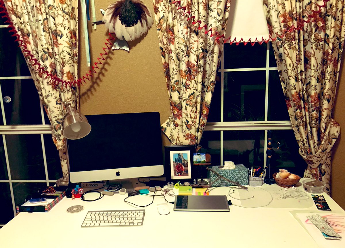 bluelily17's tweet photo. This is probably the cleanest my home studio has ever been. Time to go to bed. #artiststudio #Illustrator #studiodesk #kidlitartist #technicalillustrator #womanartist https://t.co/8dvzWwl00t