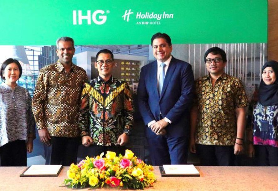 RHDigitalCom's tweet photo. IHG to Open Holiday Inn Balikpapan on the East Coast of Borneo Island (Indonesia) || #RhAsia #Hotel #News #Asia #Development #RealEstate #Indonesia #Kalimantan #WIKARealty #IHG #HolidayInn || https://t.co/mNSxMqmnvp https://t.co/GbqgwSslss