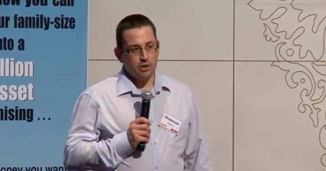 Franchise Simply => Case Studies; Cleaning and maintenance services for strata units - with Shannon Daniels 
Throughout the process of reviewing our business systems we became more efficient and I was able to move away from the day-to-day and start to work on other aspects o…