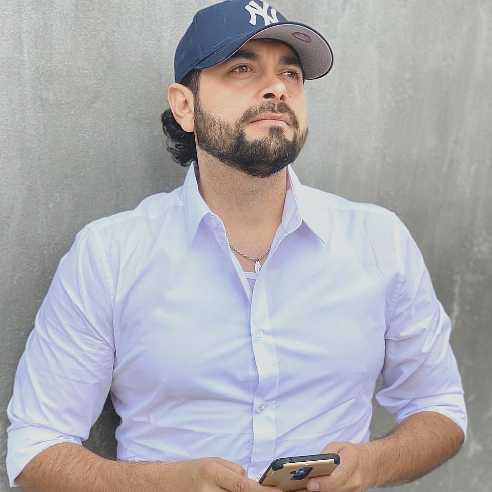 adolfoplata's tweet photo. #NuevaFotoDePerfil https://t.co/jVzmWAWpPi