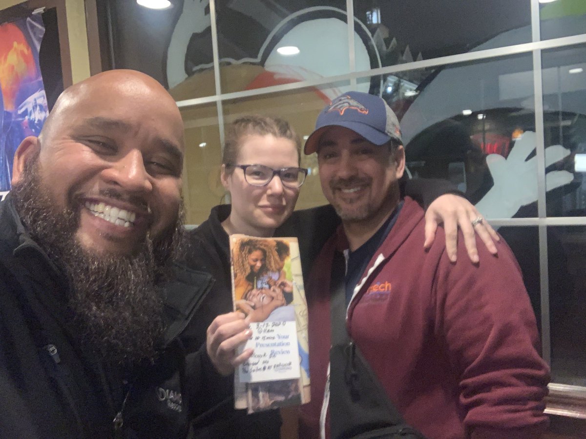 RyanRizalado's tweet photo. Decided to work an extra 1 hour at Dennyβs ... I get the privilege to meet Mr and Mrs Chavez. They are excited to see how Diamond Resorts can take their Relationship to the Next Level... #StayVacationed #OneMore #WhyAreYouNotHere #RizzoEffect #LetsGo ππππππ https://t.co/dMy7f8QyQH