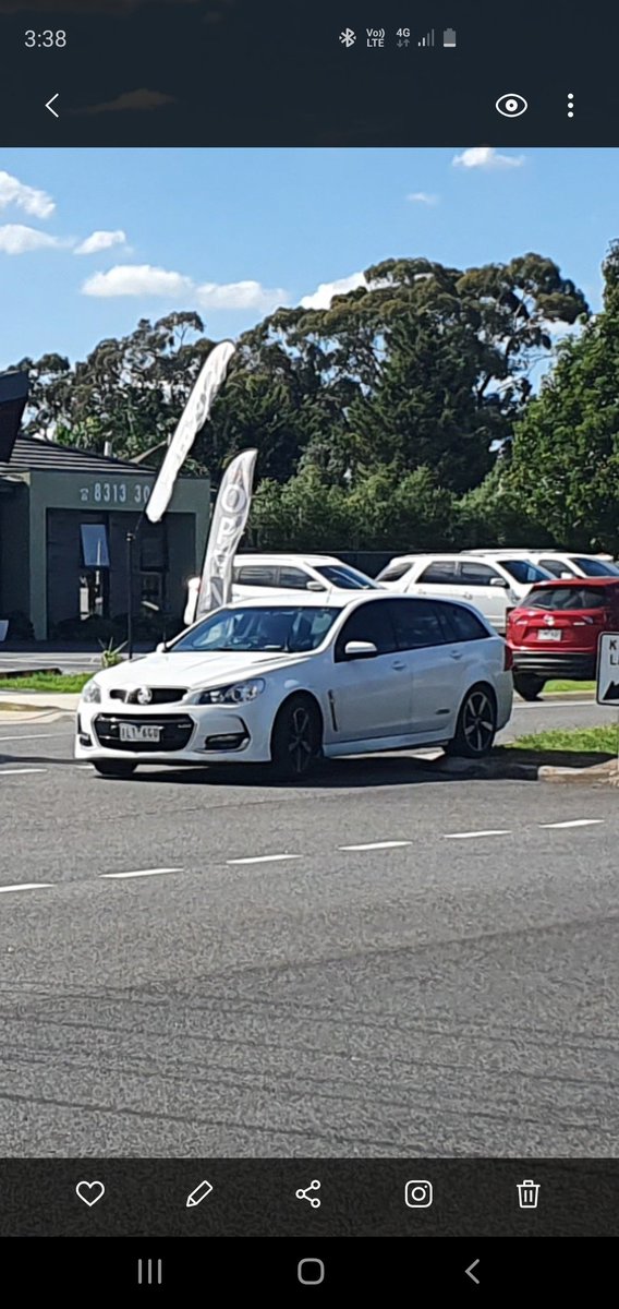 dexterous_pro's tweet photo. @VictoriaPolice so dangerous.  Speed camera. What is going on??? https://t.co/UM5TXgM7Lx