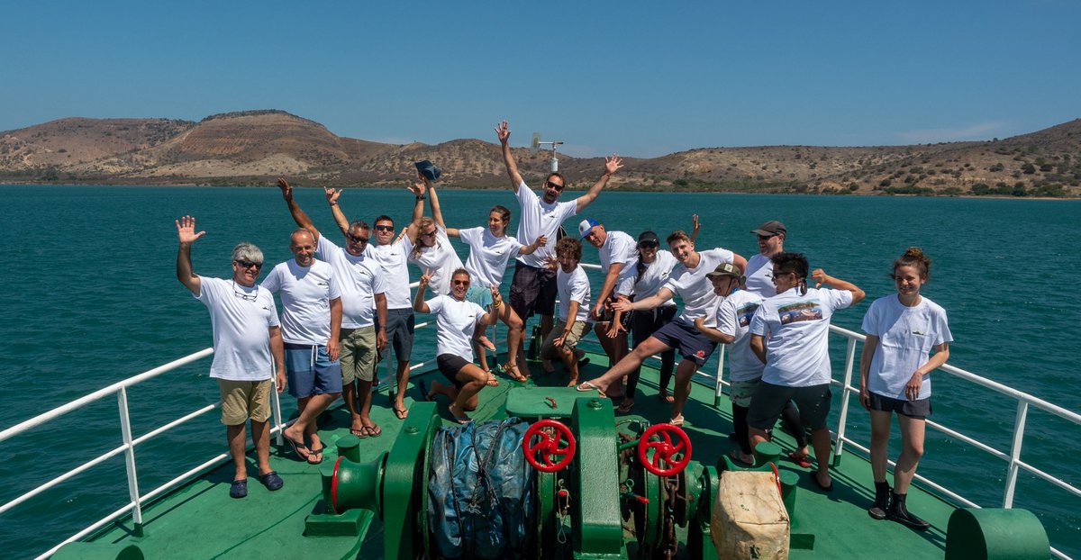 Riccardo Rodolfo-Metalpa (@rmetalpa) on Twitter photo All good things have an end! End of a fantastic #SUPERNATURAL_project to the magic Bouraké mangrove in New Caledonia. Super corals, fish, sponges, algae. Thank you very much super friends <a href="/ravasi_lab/">Ravasi's Lab</a> <a href="/celiaschunter/">Celia Schunter</a> <a href="/chrisecornwall/">Dr Christopher Cornwall</a> <a href="/DrGregTorda/">Greg Torda</a> others and all the <a href="/UMREntropie/">Entropie - Tropical Marine Ecology Lab.</a> All good things have an end! End of a fantastic #SUPERNATURAL_project to the magic Bouraké mangrove in New Caledonia. Super corals, fish, sponges, algae. Thank you very much super friends <a href="/ravasi_lab/">Ravasi's Lab</a> <a href="/celiaschunter/">Celia Schunter</a> <a href="/chrisecornwall/">Dr Christopher Cornwall</a> <a href="/DrGregTorda/">Greg Torda</a> others and all the <a href="/UMREntropie/">Entropie - Tropical Marine Ecology Lab.</a>