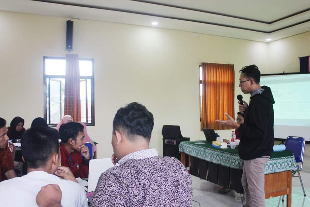 dppimmofficial's tweet photo. Sekbid Riset dan Pengembangan Keilmuan DPP IMM @madshaleh berkesempatan mengisi pelatihan menulis yang diselenggarakan oleh PC IMM Brebes pada Sabtu (14/3).
#InfoIMM
#IMMJaya
#MiladIMM56
#Muhammadiyah https://t.co/oMtxMMIa5q
