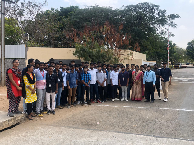 skcetofficial's tweet photo. Students from Department of Mechatronics Engineering underwent field visit to Lakshmi Machine Works, Coimbatore. Students gained practical exposure to sheet metal and machine shop processes.
@mhrd_innovation 
@abhayjere 
@DrRPNishank https://t.co/pWejxzpO0K