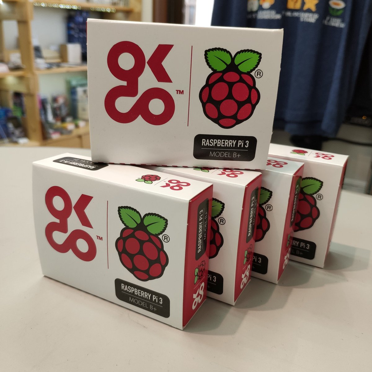 8bit_morioka's tweet photo. 全体的に品薄な #RaspberryPi シリーズ
かなり前からレアな存在になっていた3B+が奇跡の入荷
次はしばらく、先になります
#8bit #盛岡 #raspberrypi3bplus #入荷 https://t.co/pd4thLmctn