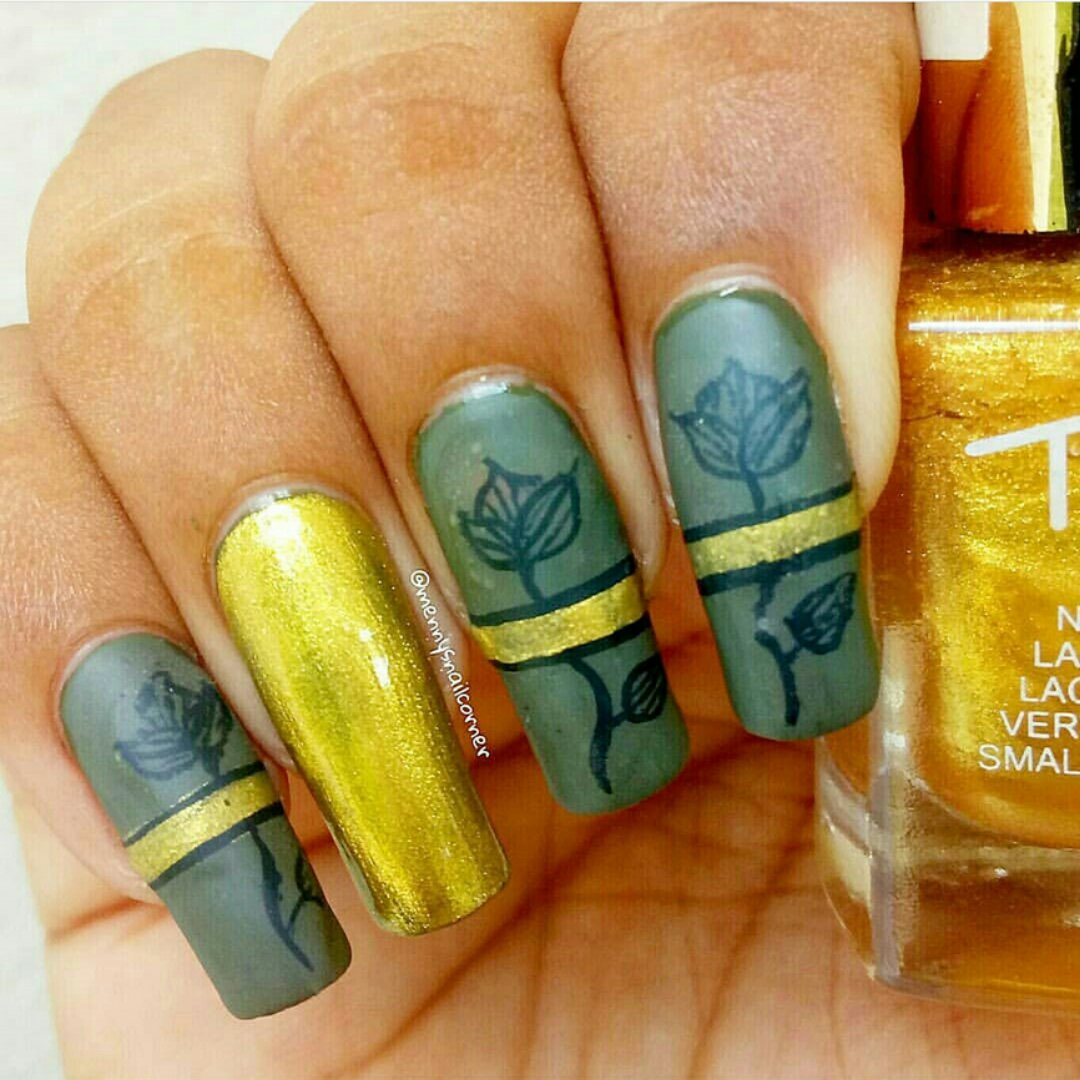 ManashaSavi's tweet photo. Elegant subtle floral nails with gold accents ✨ 🌾

#nails #nailart #SriLanka #SriLankan #nailsofinstagram #nailedit #cutenails #nailsdone #nailitdaily #floralnails #floral #flowers #flowernails #springnails #spring #elegant #elegantnails #freehandnails #freehand https://t.co/BV7gVYmgHI