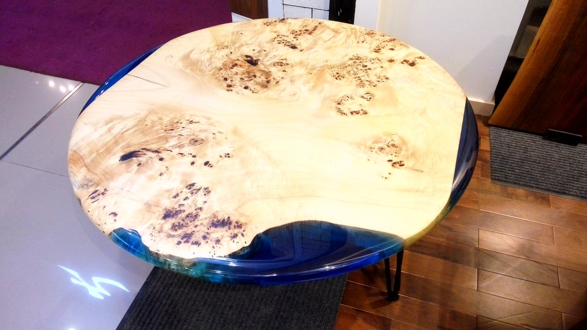 Epoxy resin Poplar Burl Wood table tops
#coffeetable #roundtable #poplarwood #woodtable #resintable #epoxyresin #tabletop #woodtable