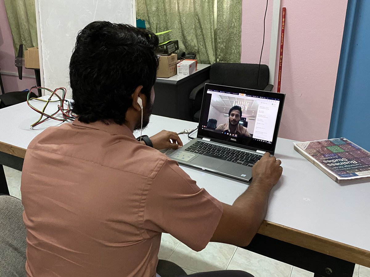 raec_mv's tweet photo. Online interactive classes started today for grade 10 and 12 students.
#StaySafe
#EachToSucceed
#RAEC
@aisthly @MoEdumv @fathnaseer https://t.co/LotbzXYlf9