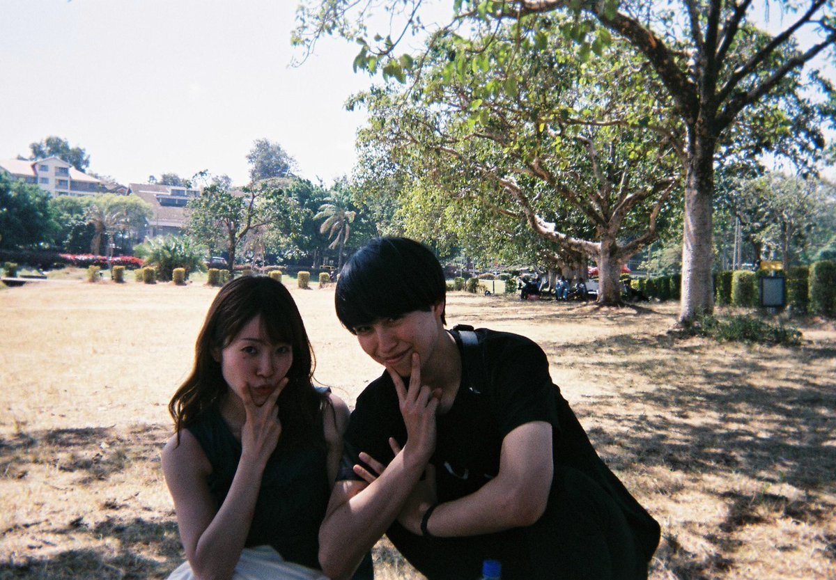 AinoriJP's tweet photo. ＼#あいのりを振り返り🚌💕／

『#あいのり：African Journey』でメンバーたちが撮影した＜写ルンです＞で、これまでの旅をランダムに振り返り🎵

すぅすぅと王子で、キメショット😎⁉️ https://t.co/rl0Q6Et0ST