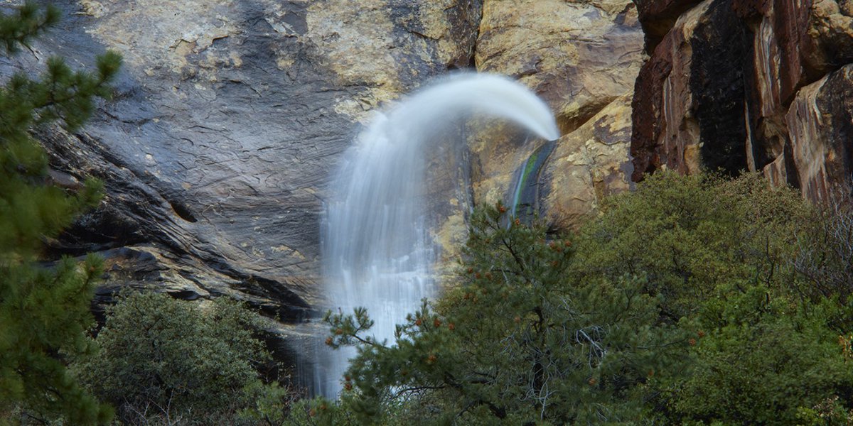 LasVegasLocally's tweet photo. Waterfall in Lost Creek Canyon @RedRockCynLV after last week's rain. Photos by William Carr @williamcarrart, via @KevinNews3LV.

Amazing. https://t.co/lazJOryF3M