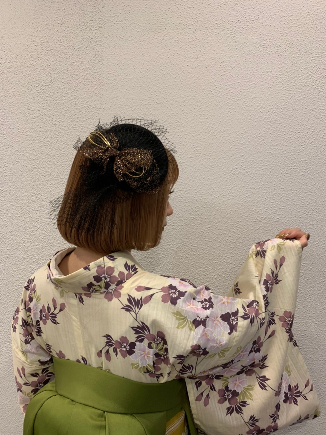 تويتر Hair Make Charmer على تويتر ボブでもできるアレンジ 袴 ボブからハーフお団子 ガラリと雰囲気が変わって可愛い ヘアセット1500円は今だけ T Co Eh4fgxuyp1 ヘアメ ボブアレンジ ボブ ヘアアレンジ イベント ハーフお団子 ヘアセット 袴