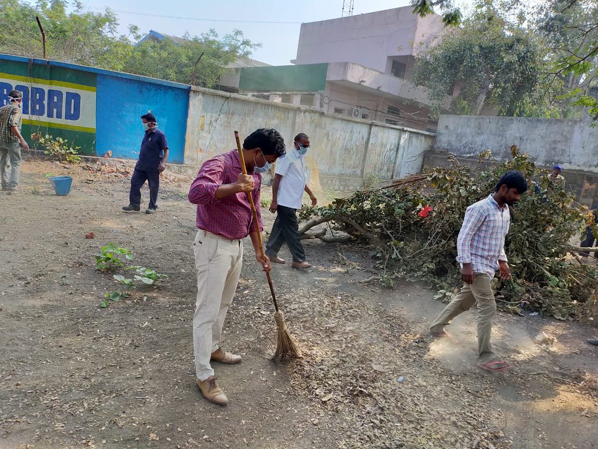 tsrtcmhbd's tweet photo. Conducted swatch Rtc programme at mhbd depot https://t.co/NalaTikcoA