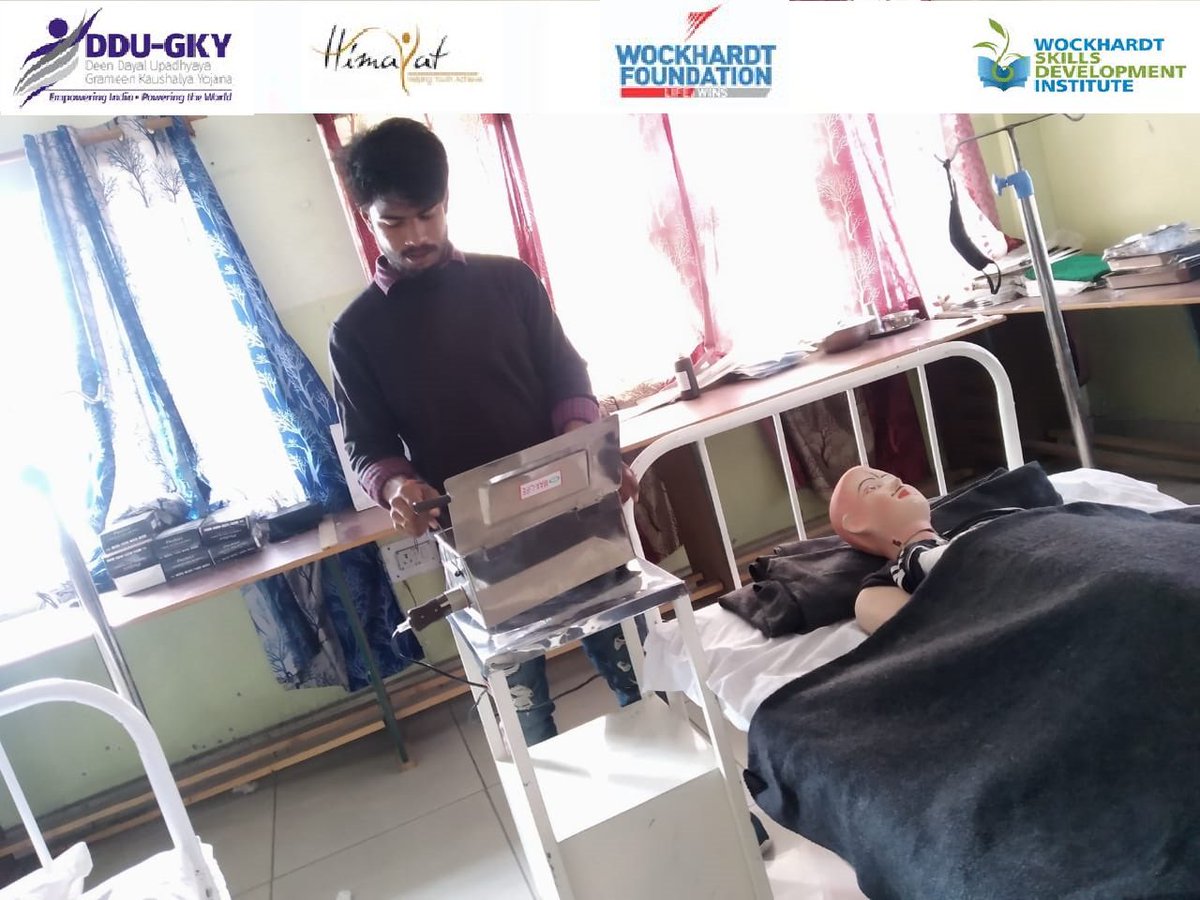WFIndia's tweet photo. Training students the use of sterilizer
.
.
To know more about the programme
https://t.co/Sor2ebUlp6
.
.
#wsdi #wockhardtfoundation #ngo #nonprofit #education #skilldevelopment #powertoeducation #employmentopportunities #healthandhygiene #healthconsultation #healthcare #care https://t.co/P4J6P6lkjQ