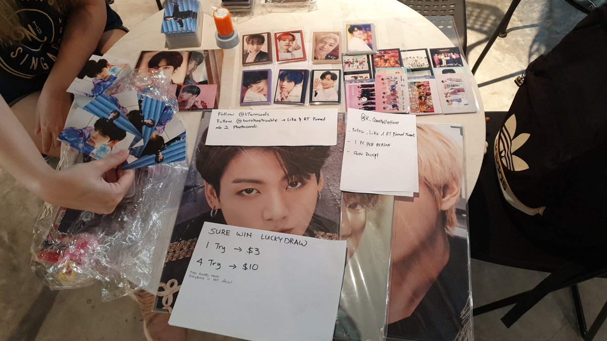 K_Constellation's tweet photo. Day 2 at #HOROSOPECAFE!! Giving out fs with @VTwinsouls!! Follow 3 acc to get 3 FS!! https://t.co/9wSF4C89jo