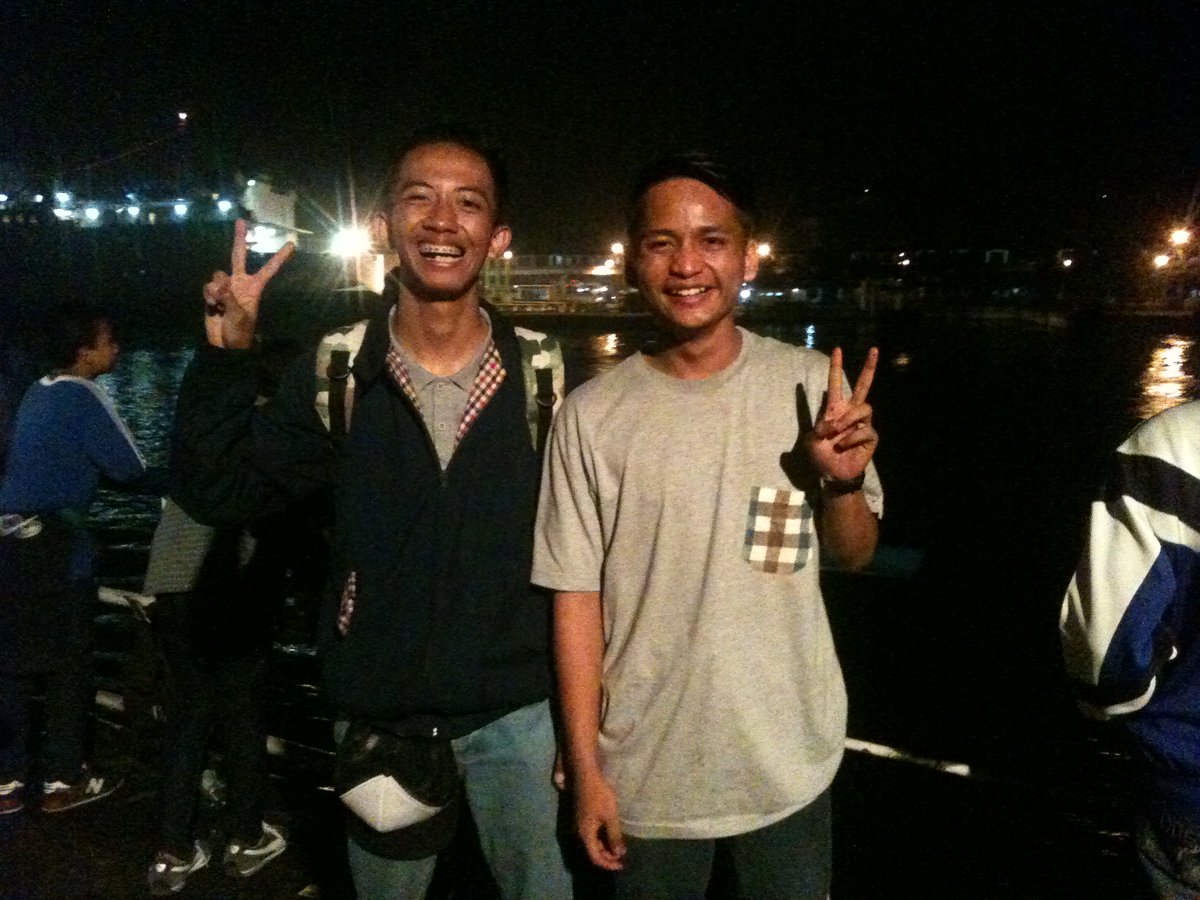 zeyxlsx's tweet photo. @raistri_ @satriabajabiru_ @nangrohatta @sepakatoso 
tebak tebakan https://t.co/7P7XE0RcTO