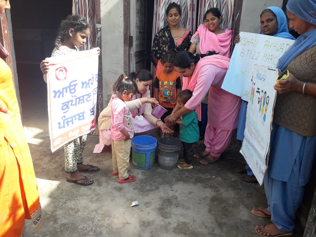 KIRANBA82319696's tweet photo. village betu qadim block mamdot
A.w.w kiran bala,pooja rani
A.w.h Veena rani ,Raj kuar...
door to door home visit.....
#Dsswcd.gov.in
@KIRANBA82319696 https://t.co/4Df07PSeFq