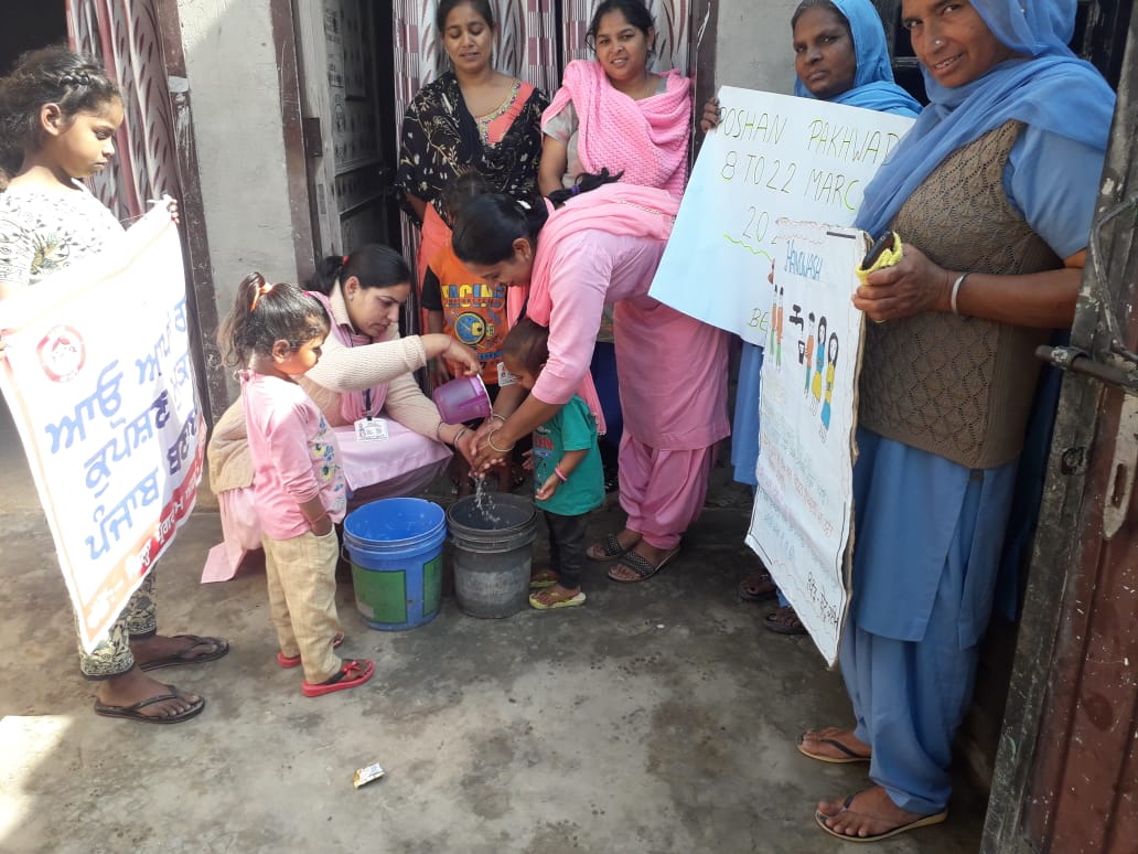 KIRANBA82319696's tweet photo. village betu qadim block mamdot
A.w.w kiran bala,pooja rani
A.w.h Veena rani ,Raj kuar...
door to door home visit.....
#Dsswcd.gov.in
@KIRANBA82319696 https://t.co/4Df07PSeFq