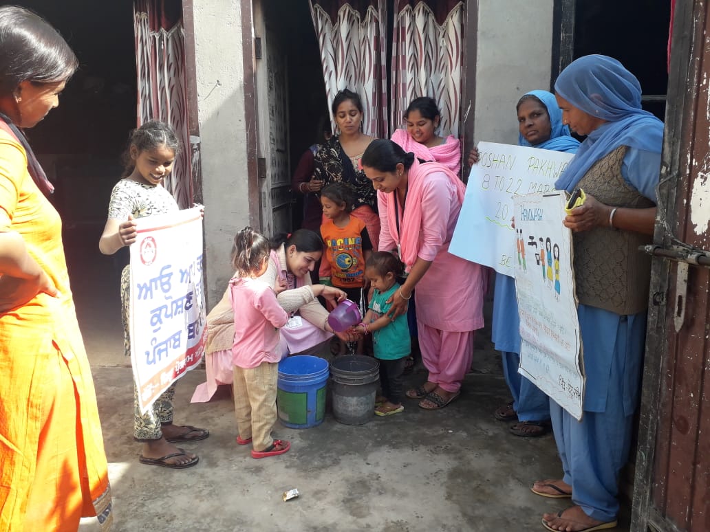 KIRANBA82319696's tweet photo. village betu qadim block mamdot
A.w.w kiran bala,pooja rani
A.w.h Veena rani ,Raj kuar...
door to door home visit.....
#Dsswcd.gov.in
@KIRANBA82319696 https://t.co/4Df07PSeFq