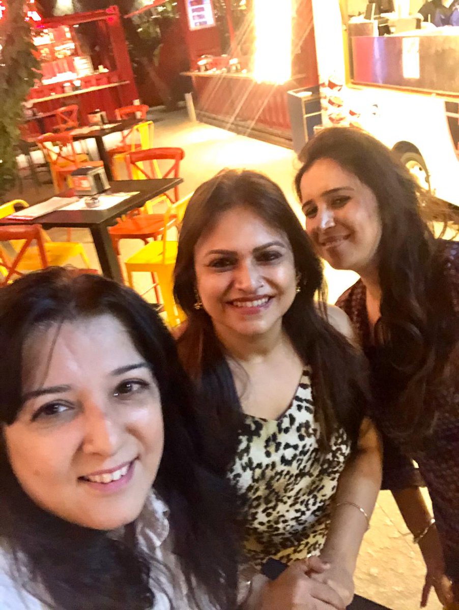 chefananya's tweet photo. It is amazing to see @thefbai come up wd initiative like #FBAIKITCHEN in association with #BarBank to give chefs/home chefs the opportunity to showcase their culinary skills and run a restaurant on their own every month or two. My friend @Chef_SherryM wl b leading d #FBAIkitchen https://t.co/RqbiTiFrBn