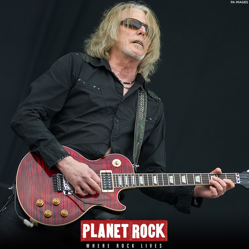 Happy birthday to Thin Lizzy and Black Star Riders axeman Scott Gorham!
What\s your favourite Gorham riff? 