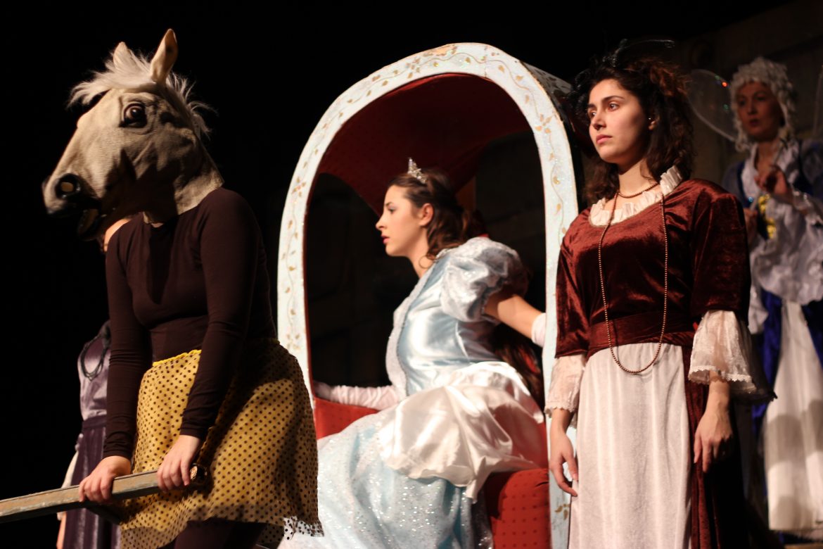 Çocukların Oyun Arkadaşı “Sarıyer Sanat Tiyatrosu”
tiyatrodergisi.com.tr/cocuklarin-oyu…
<a href="/TiyatroDergisi/">Tiyatro...</a>