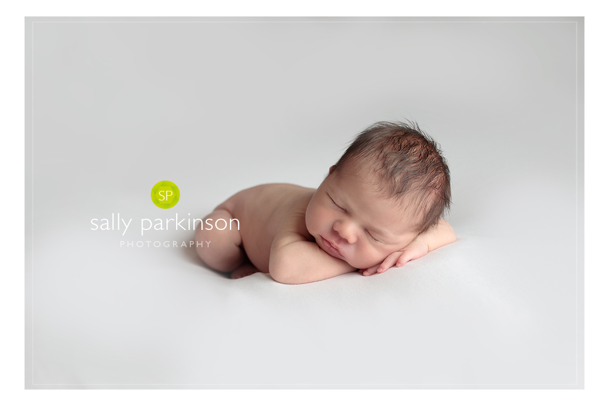 Adorable baby Arthur at 9 days old #newbornphotography #braintree #mums #9daysold ow.ly/68LP50yGIbW