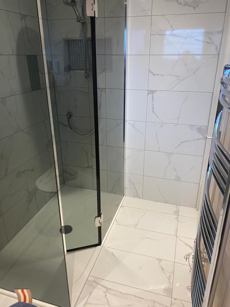 A S Bathrooms & Tiles tweet media